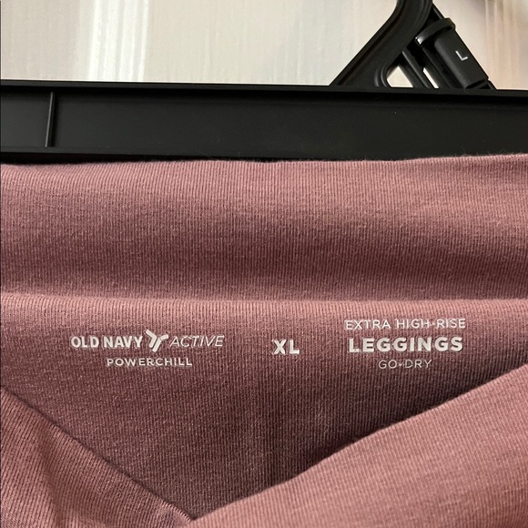 Old Navy PowerChill Mauve Leggings - Picture 2 of 4